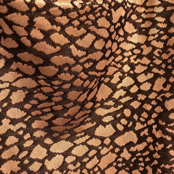 Cache top - Picture 2 of 5